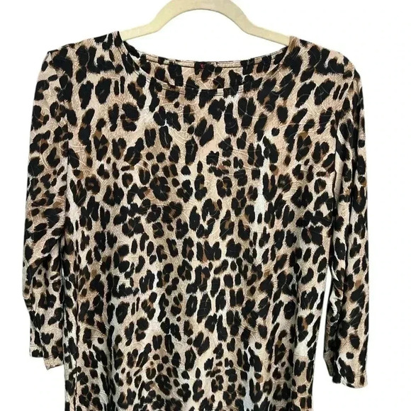 Adorable 3/4 Sleeve Stylish Leopard Print Blouse, size 10 - Picture 4 of 6